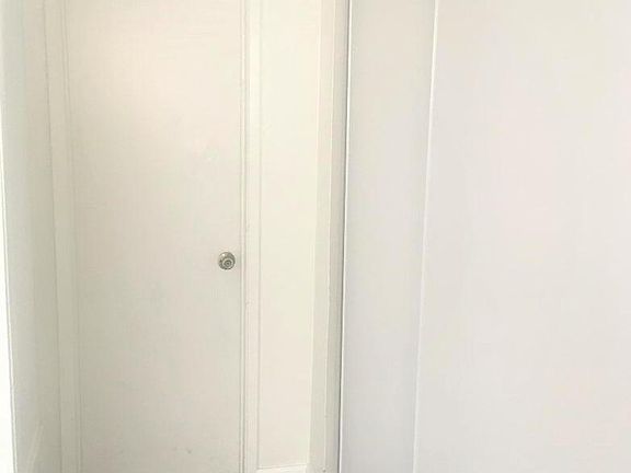 5th image of 5434 Sierra Vista Ave APT 10