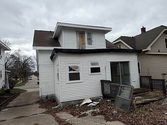 2nd image of 529 Ardmore St SE