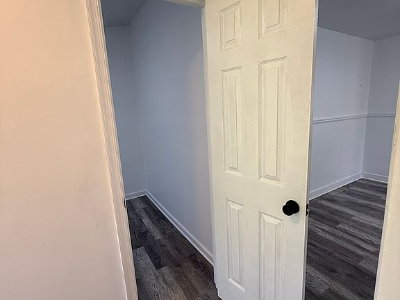 4th image of 504 Hunt Ave