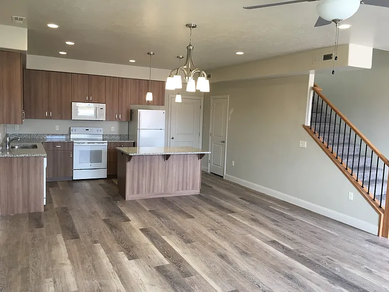 1184 E Bulloch St #3 — Photo 4