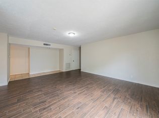 5045 Shannon Dr, The Colony, TX 75056