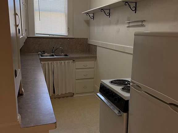 5th image of 111 NW 26th St #3