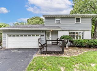 7650 W 85th Ave, Crown Point, IN 46307