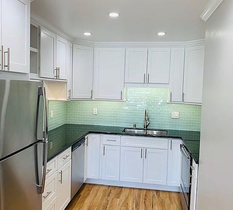 3rd image of 4133 Kansas St #3C
