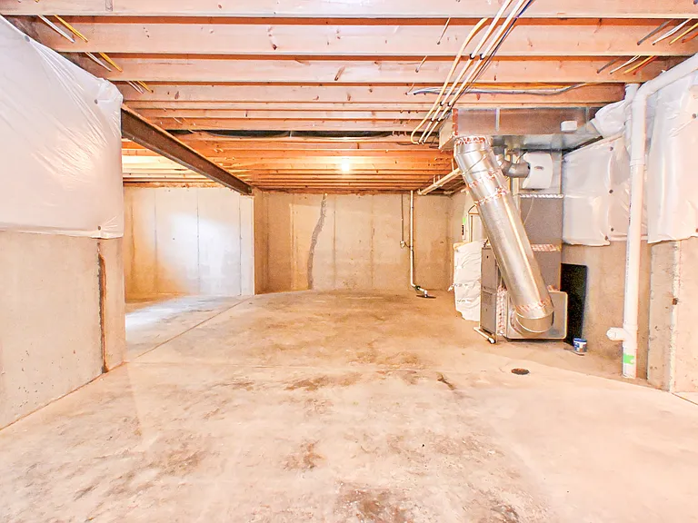 8453 Forest Valley Dr — Photo 51
