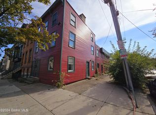 372 Madison Ave, Albany, NY 12210