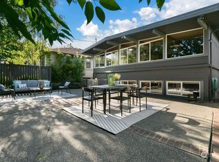 2617 W Plymouth St, Seattle, WA 98199