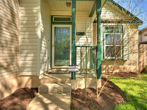 Front entry. Welcome Home!