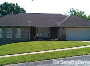 5208 Cornwall Estates Dr, Saint Louis, MO