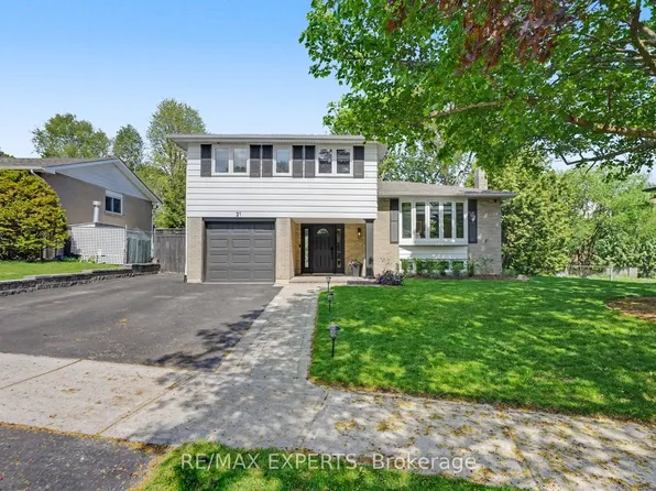 21 Bigwin Dr, Aurora, ON L4G 3C4