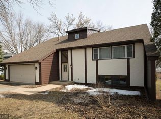 110115 Friendship Ln, Chaska, MN 55318