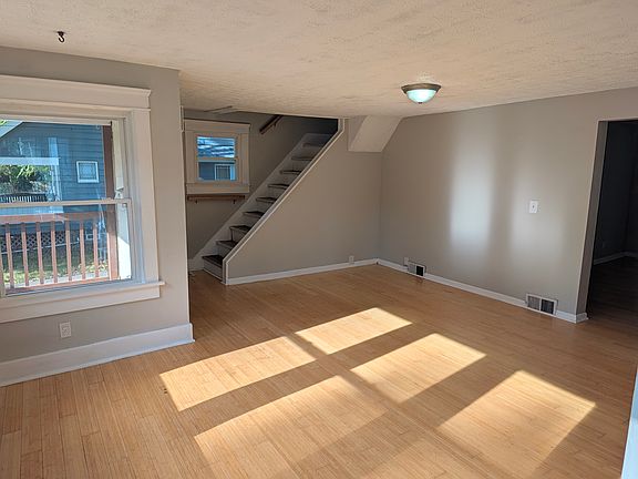 5th image of 1941 10th St