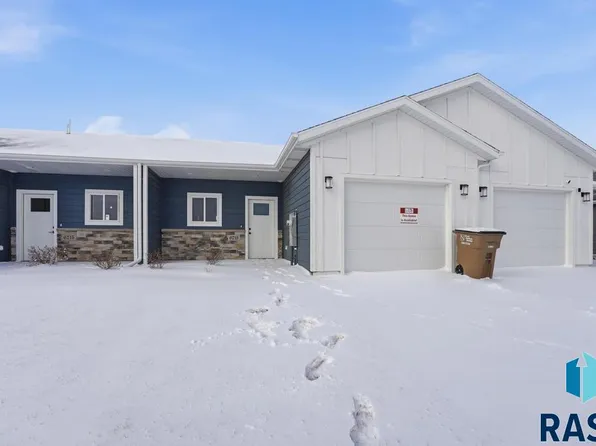 6213 S Hunt Pl, Sioux Falls, SD 57106