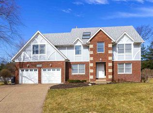 2298 Wynnewood Rd, Bettendorf, IA 52722