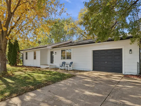 604 NE Park St, Grimes, IA 50111