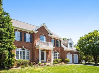 2385 Watters Glen Ct, Falls Church, VA 22043
