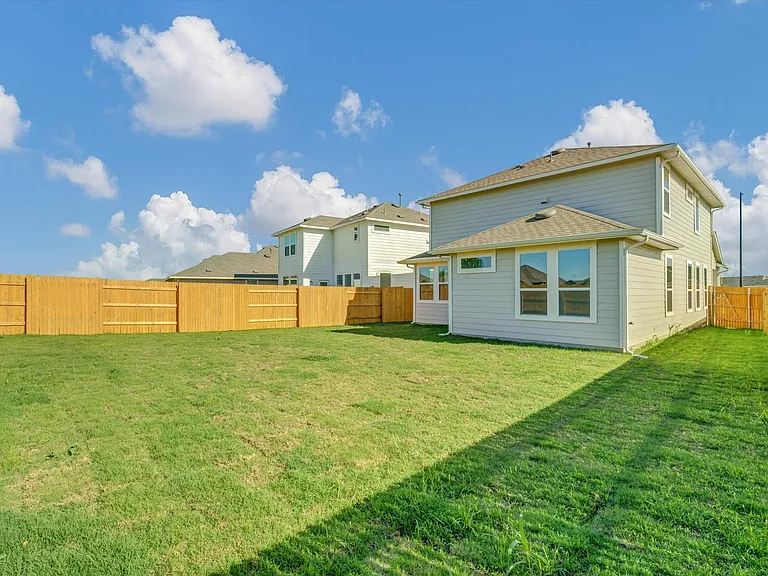235 Trailside Ln — Photo 22