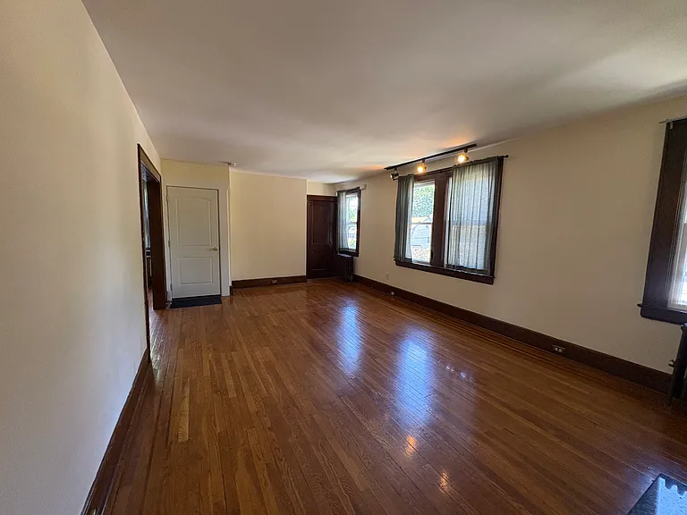 50 Brookwood Dr #2 — Photo 15