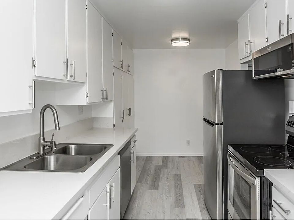 Model Unit - 2 Bed 2 Bath