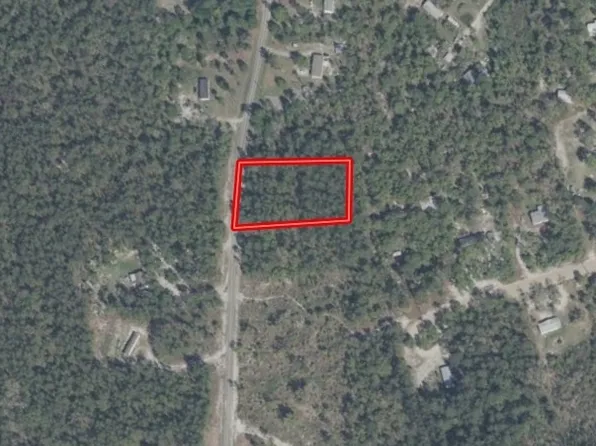 6926 Greenfield Rd, Blackshear, GA 31516