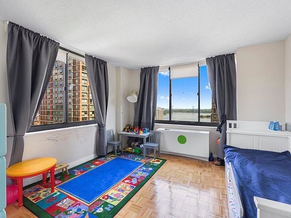 5th image of 205 E 95th St APT 17K