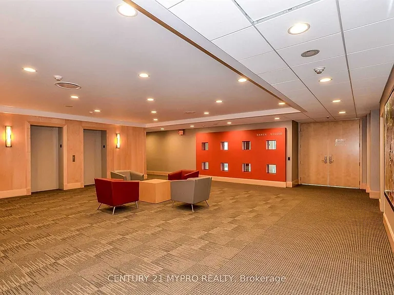 10 Yonge St #605 — Photo 12