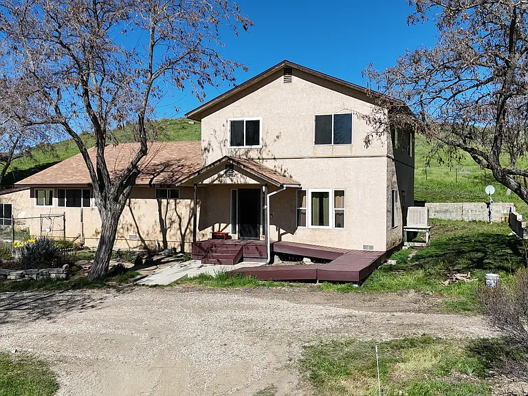 13149 Elizabeth Lake Rd — Photo 2