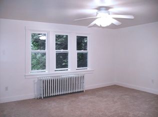 1666 Crafton Blvd APT 2, Pittsburgh, PA 15205