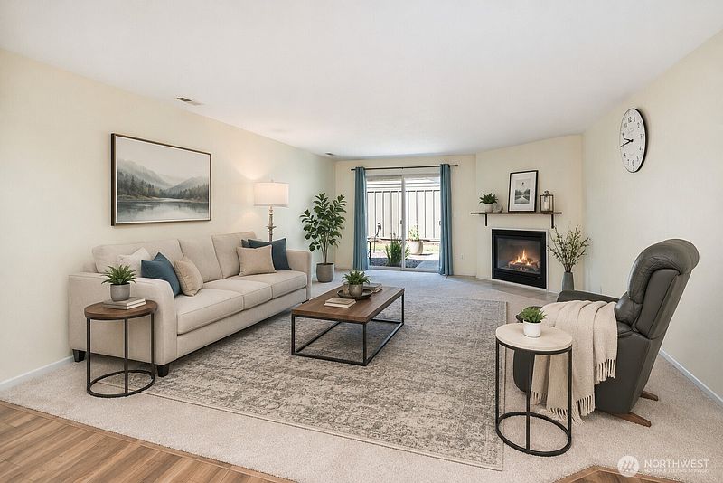 4th image of 575 Peardale Lane #11