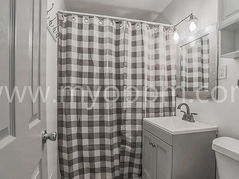4360 Davenport St — Photo 12