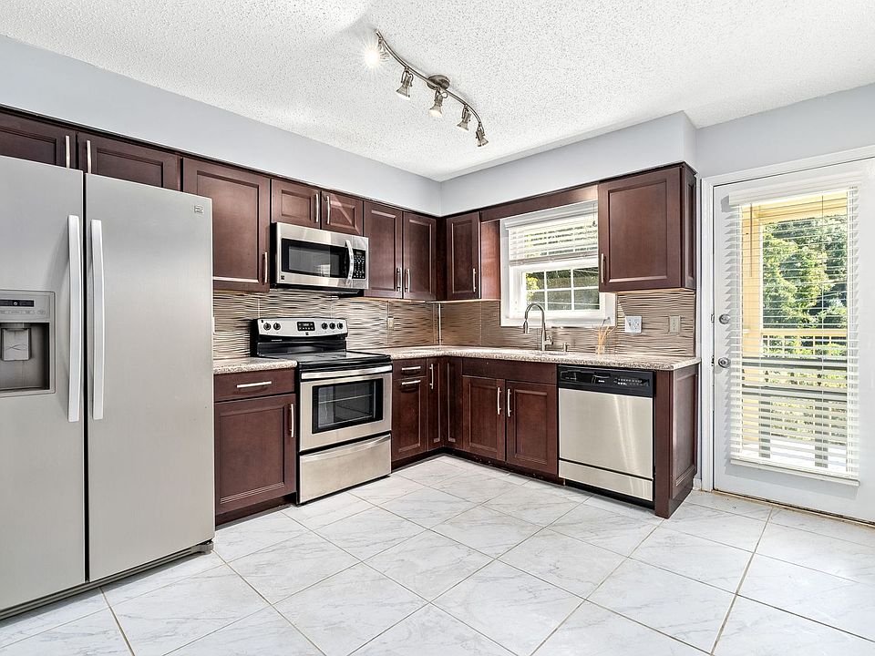 1st image of 1761 Wire Rd #209