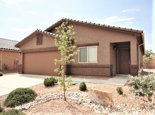 909 Puebla Dr, Bernalillo, NM 87004