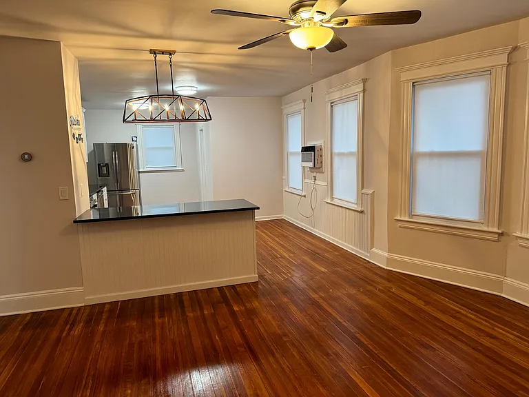175 Myrtle St — Photo 4