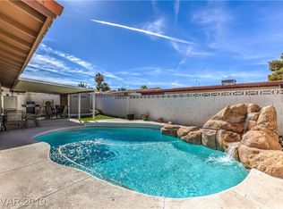 381 Tangerine Ct, Henderson, NV 89015