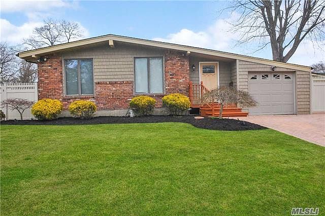 1st image of 23 Cheryl Dr