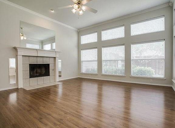 3rd image of 3321 Mosswood Dr