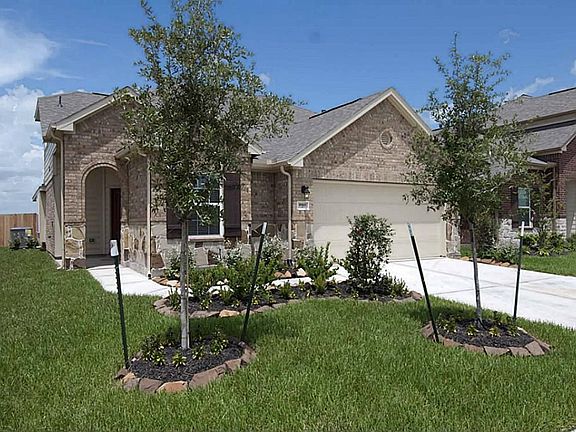 2nd image of 9965 Lazy Cove Ln