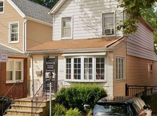 69-33 Olcott St, Forest Hills, NY 11375