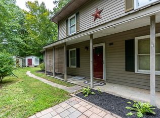 3125 Cat Creek Rd, Stanton, KY 40380