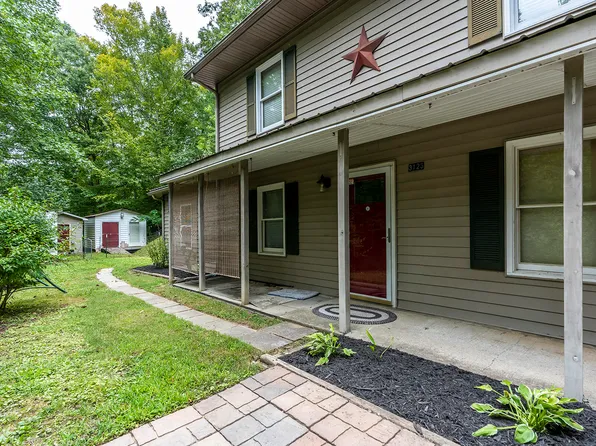 3125 Cat Creek Rd, Stanton, KY 40380