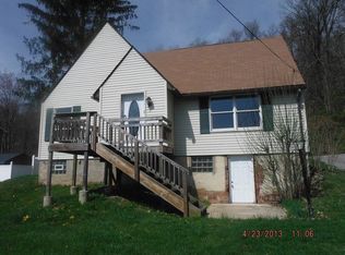 299 Norwood Dr, Beaver Falls, PA 15010