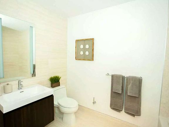 4th image of 42-00 College Point Blvd #12J