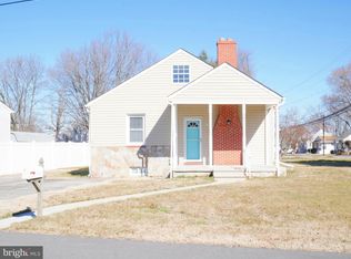 8489 Arbutus Rd, Pasadena, MD 21122