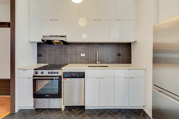 Rented by MNS | media 35