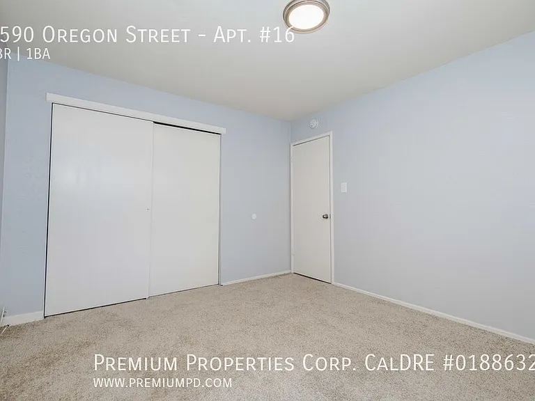 1590 Oregon St #16 — Photo 8