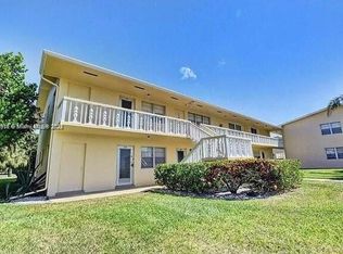 139 Waltham E #F, West Palm Beach, FL 33417