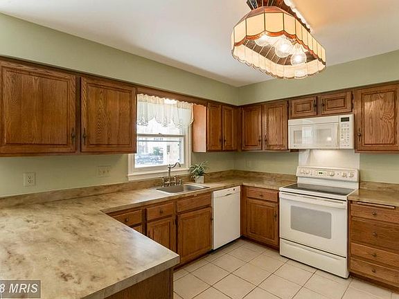 Tons of counter space
