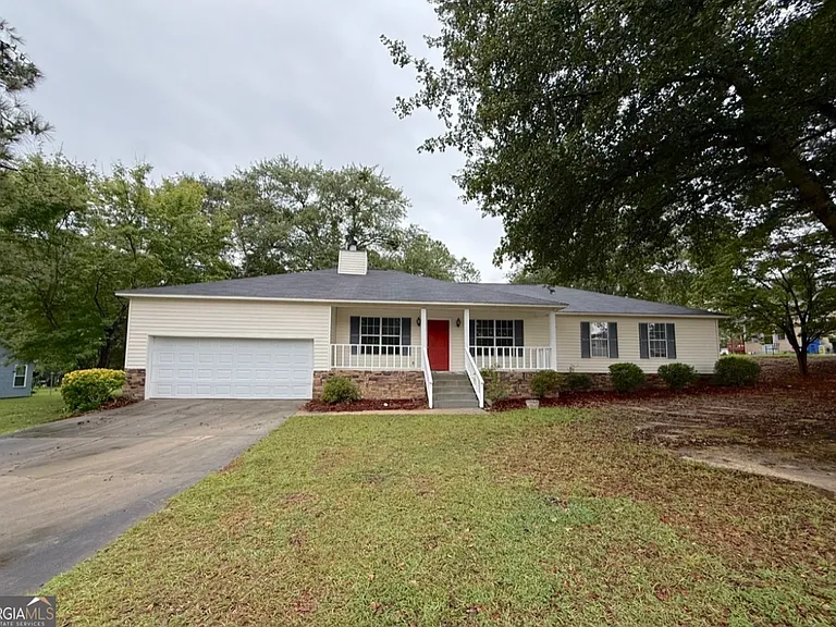 105 Mockingbird Dr — Photo 3