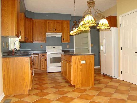 5th image of 116 Janyce Dr