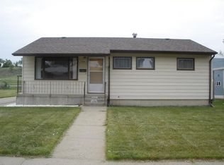 134 Maple Ave, Glendive, MT 59330